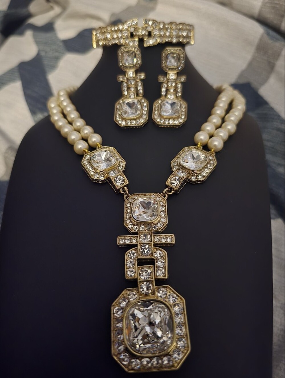 Heidi Daus Sparkling Sensation Gold Pearl Crystal Necklace Earring Bracelet Set